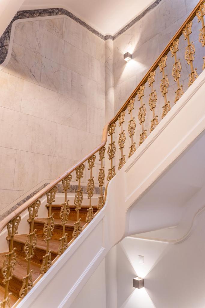 Guest House - Palacio Diana ايفورا المظهر الخارجي الصورة